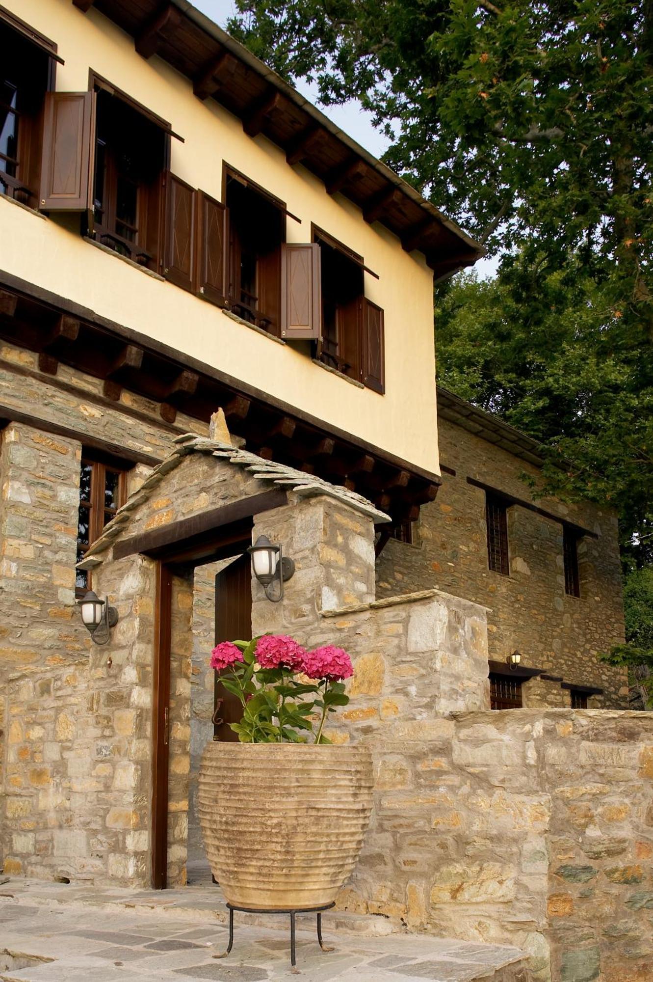 Palio Eleotrivio Guesthouse Agios Lavrentios Bagian luar foto