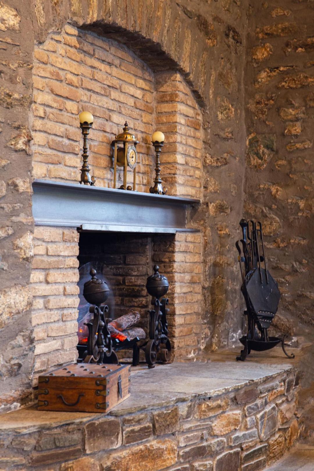 Palio Eleotrivio Guesthouse Agios Lavrentios Bagian luar foto