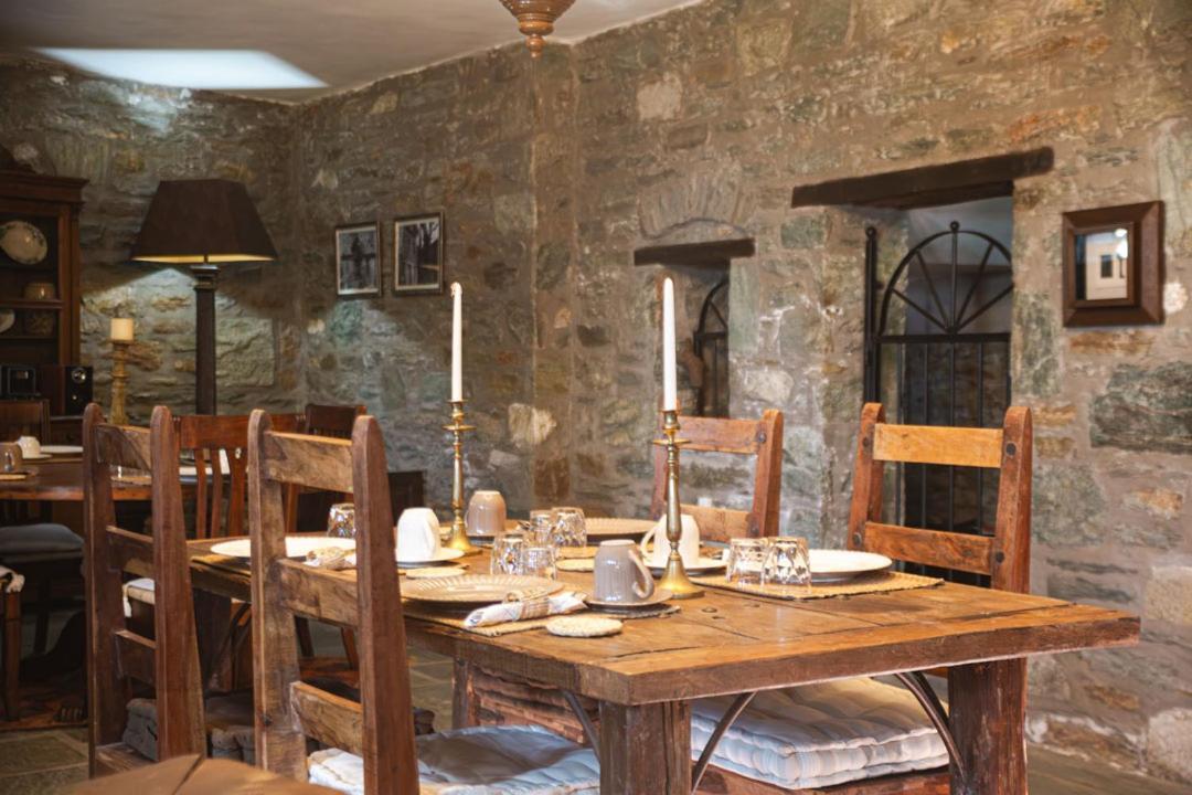 Palio Eleotrivio Guesthouse Agios Lavrentios Bagian luar foto