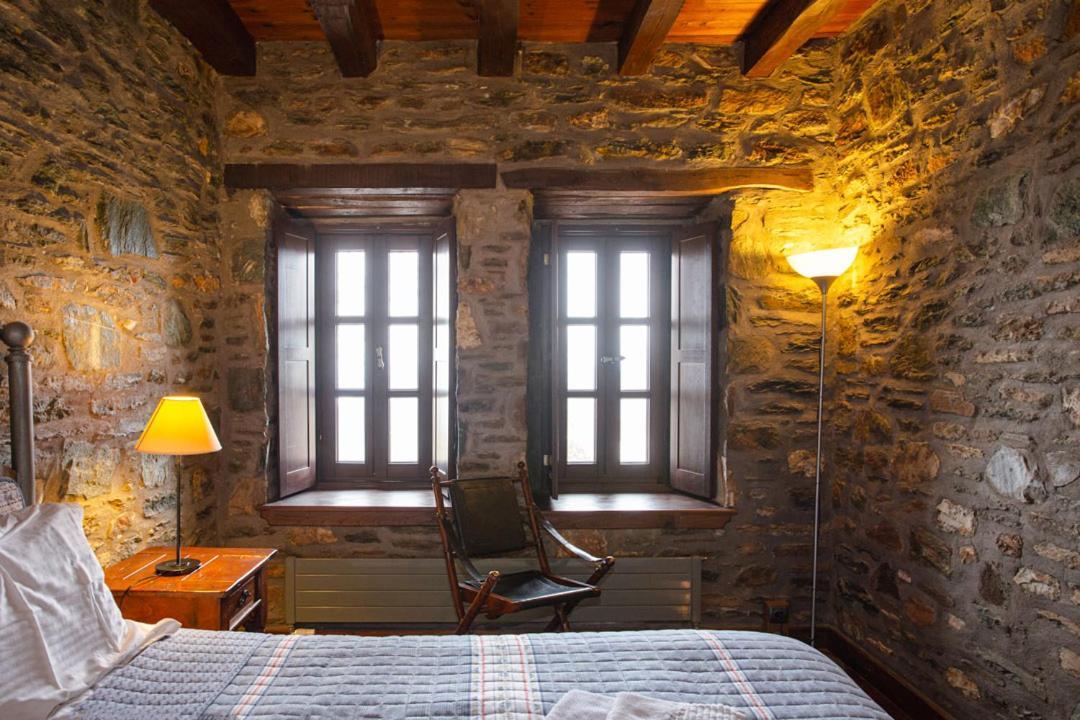 Palio Eleotrivio Guesthouse Agios Lavrentios Bagian luar foto