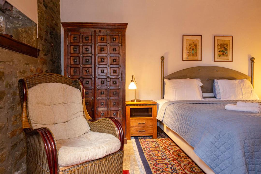 Palio Eleotrivio Guesthouse Agios Lavrentios Bagian luar foto