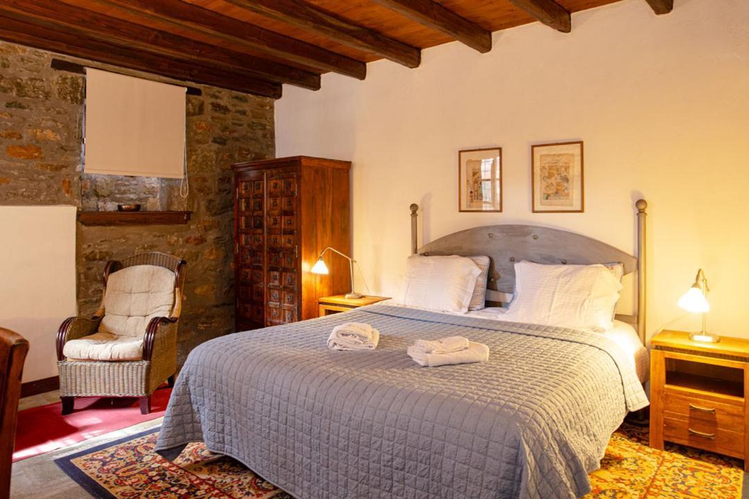 Palio Eleotrivio Guesthouse Agios Lavrentios Bagian luar foto